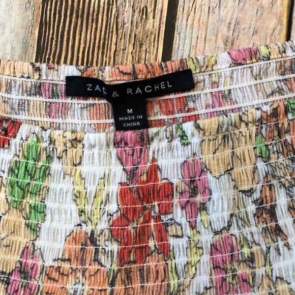 Zac & Rachel Floral Top - Picture 3 of 8